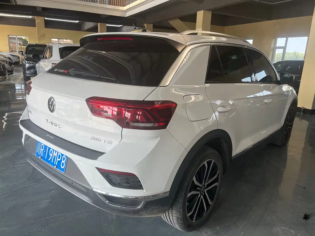 Volkswagen T-Roc 2023