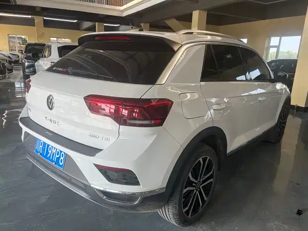 Volkswagen T-Roc 2023