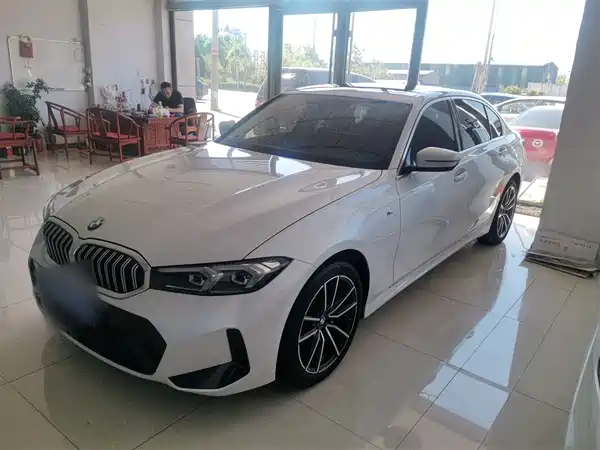 BMW 3 Series 2024