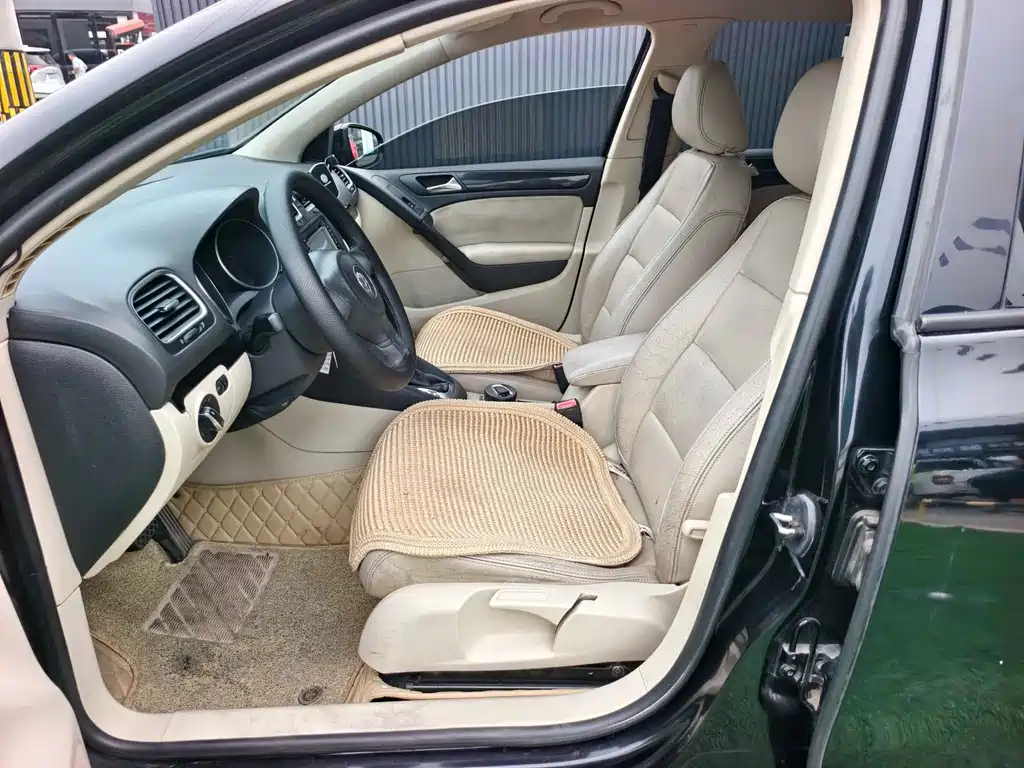 Volkswagen Golf 2011