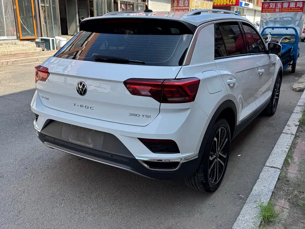 Volkswagen T-Roc 2022 — фото 18