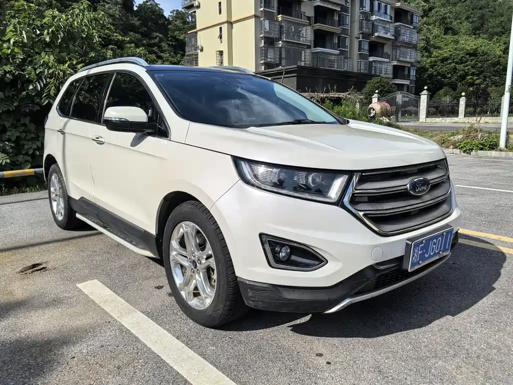 Ford Edge 2017 — фото 3