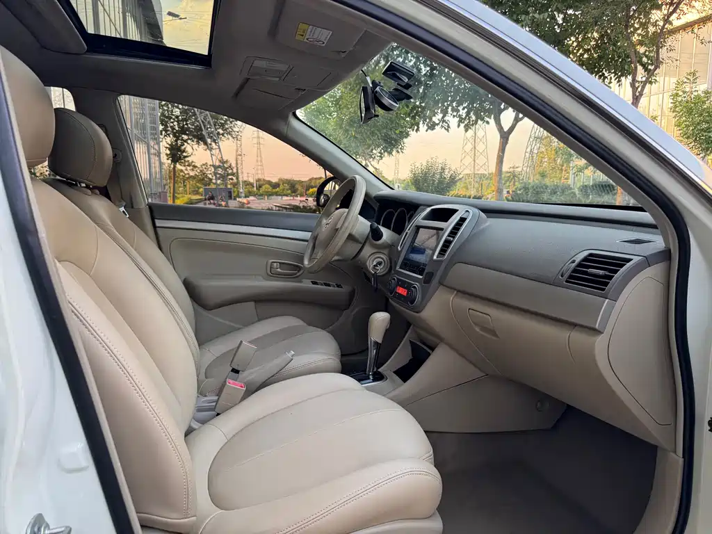 Nissan Sylphy 2019 — фото 14