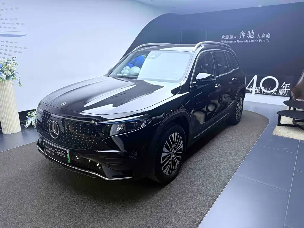 Mercedes-Benz EQB 2025