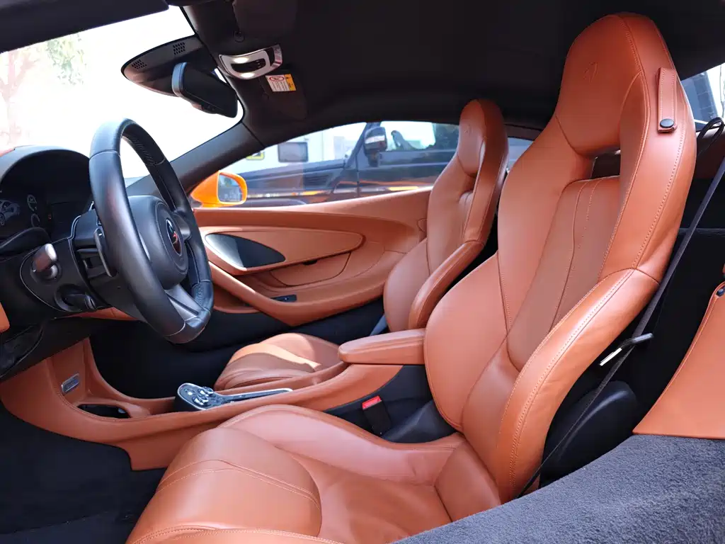 McLaren 540C 2015 — фото 13