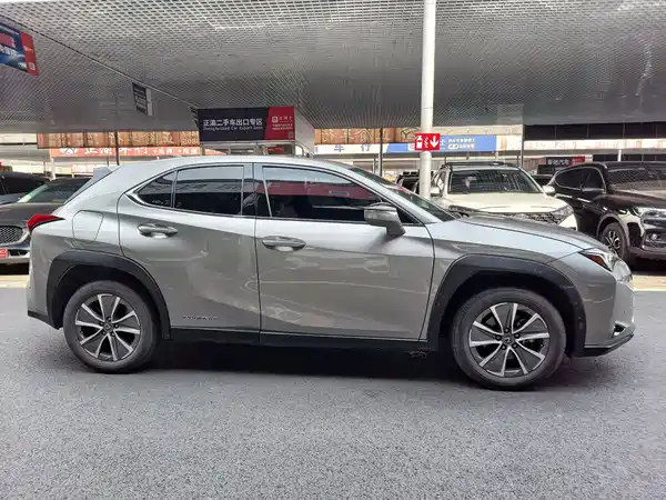 Lexus UX New Energy 2022