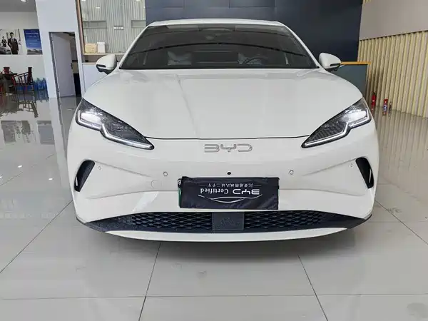 BYD Seal 06 2025