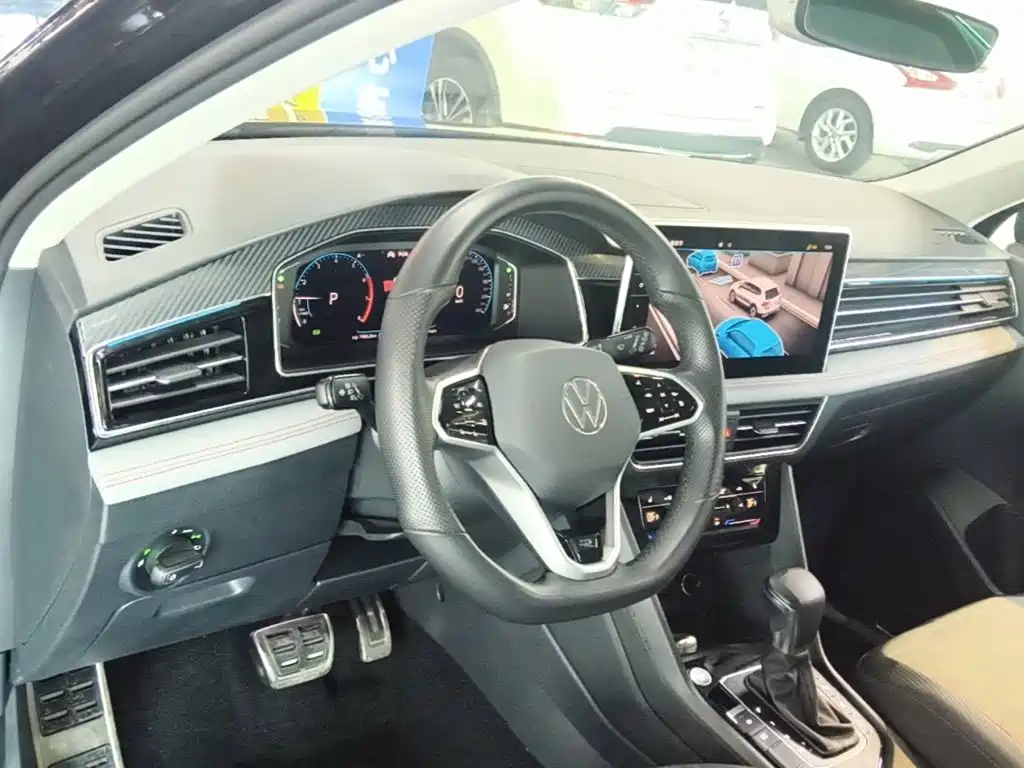 Volkswagen Tiguan L 2022 — фото 10
