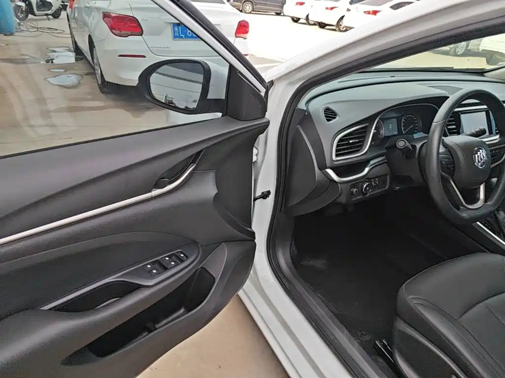 Buick Excelle 2021 — фото 16