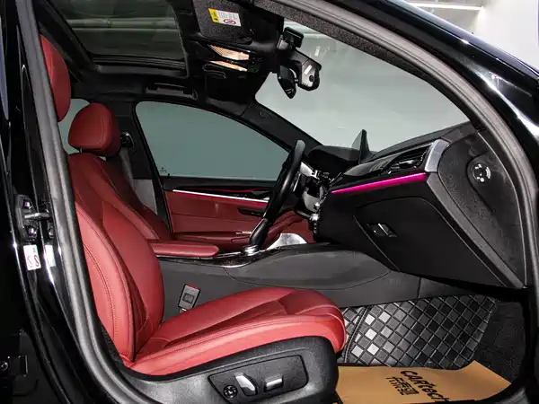 BMW 5 Series 2019