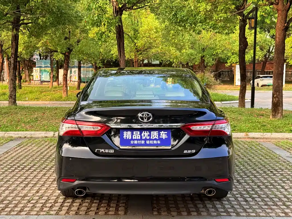 Toyota Camry 2020 — фото 5