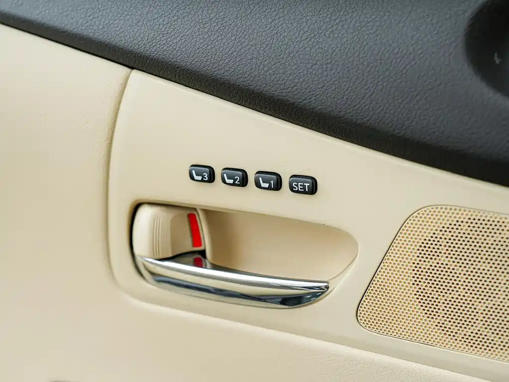 Lexus RX Classic 2015 — фото 21