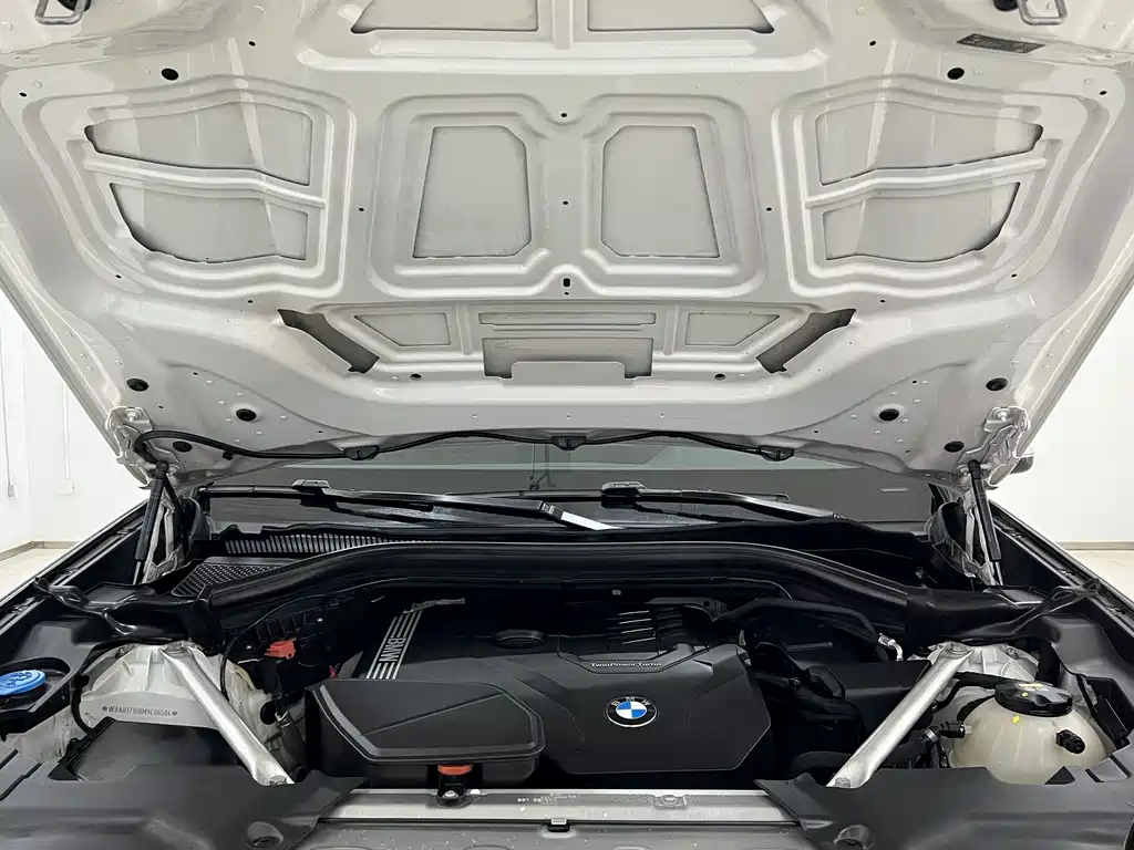 BMW X4 2021 — фото 15