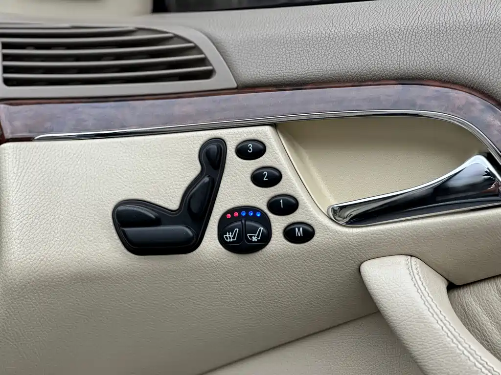 Mercedes-Benz S-Class 2005 — фото 12