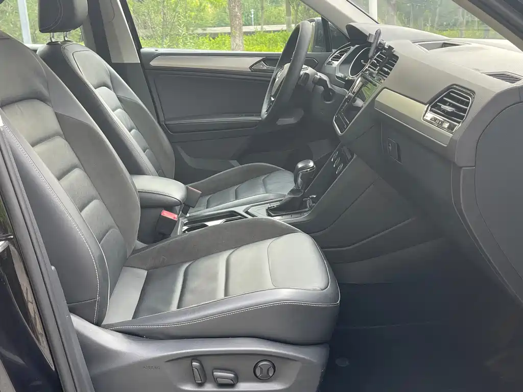 Volkswagen Tiguan L 2019 — фото 15
