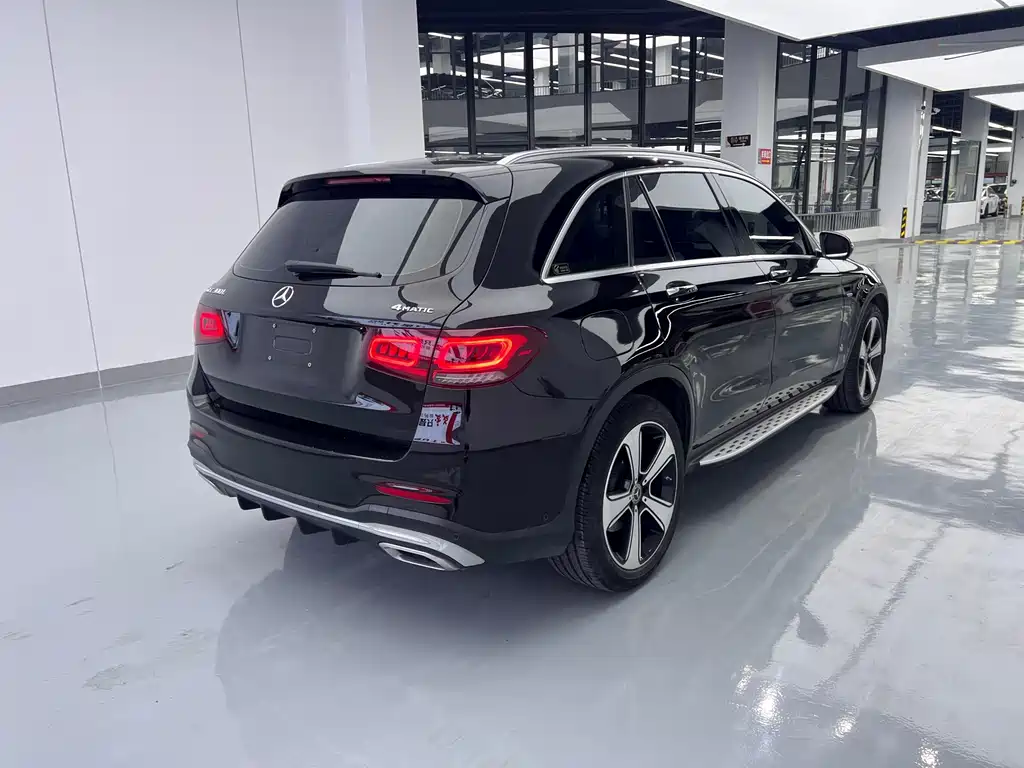 Mercedes-Benz GLC 2022 — фото 16