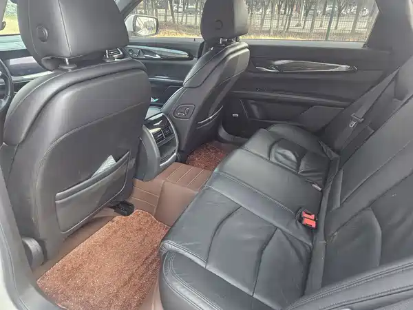 Cadillac CT6 2017