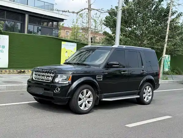 Land Rover Discovery 2014