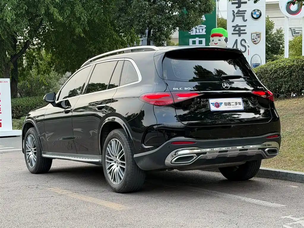 Mercedes-Benz GLC 2023 — фото 4