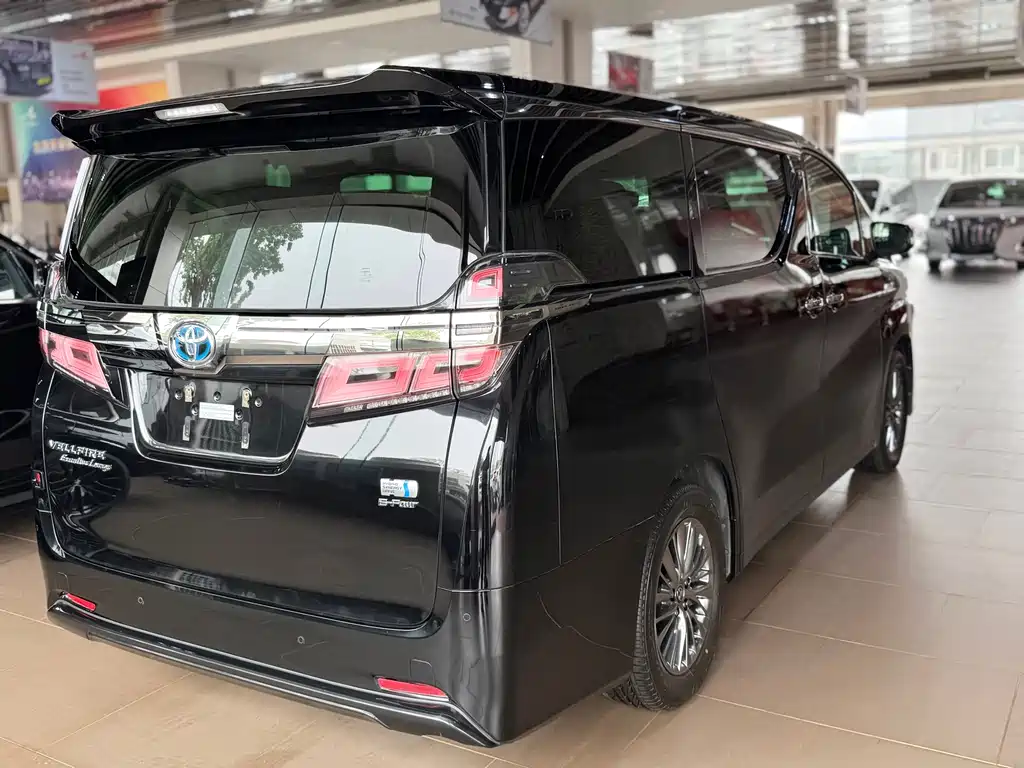 Toyota Vellfire 2019 — фото 18
