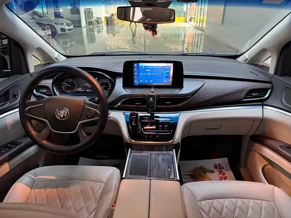 Buick GL8 2022