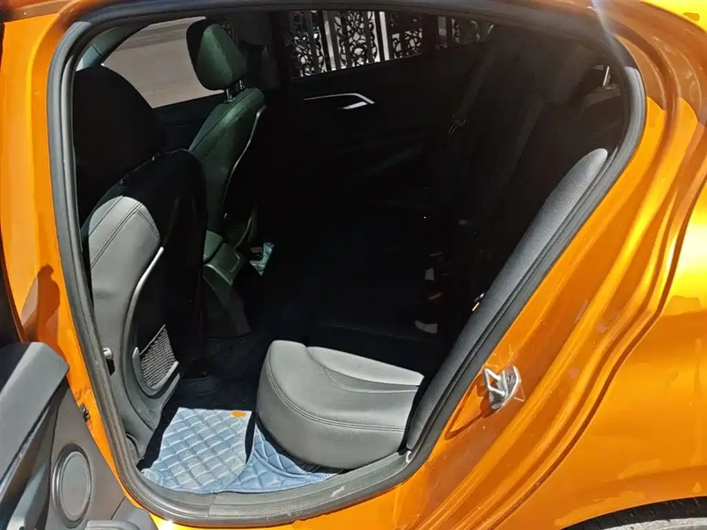 BMW 1 Series 2017 — фото 17