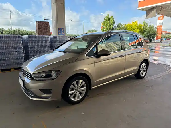 Volkswagen Golf Jialu 2016