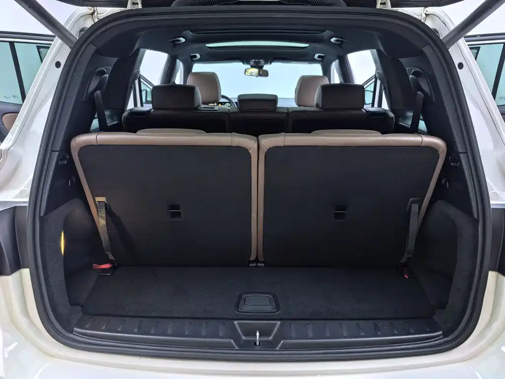 Mercedes-Benz GLB 2023 — фото 15
