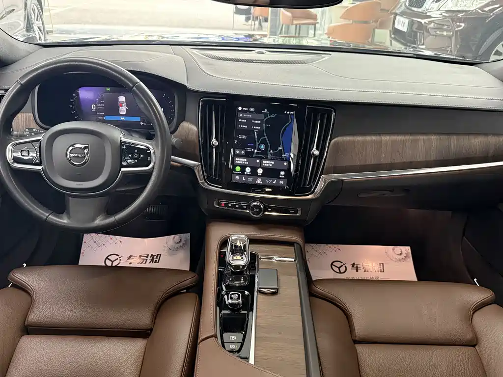 Volvo S90 2022 — фото 10