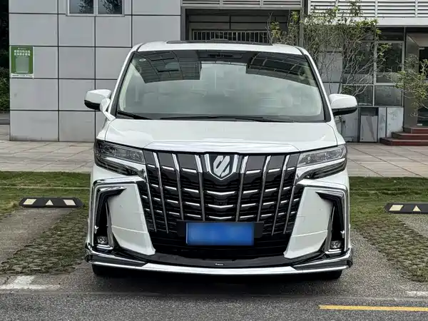 Toyota Alphard 2020