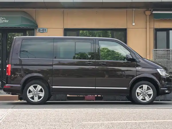 Volkswagen Metroway 2016