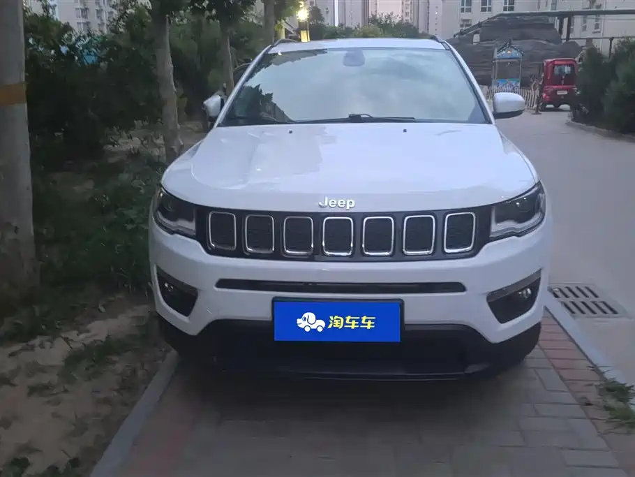Jeep Compass 2019 — фото 2