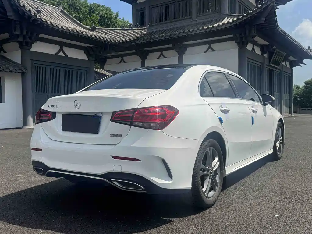 Mercedes-Benz A-Class 2022