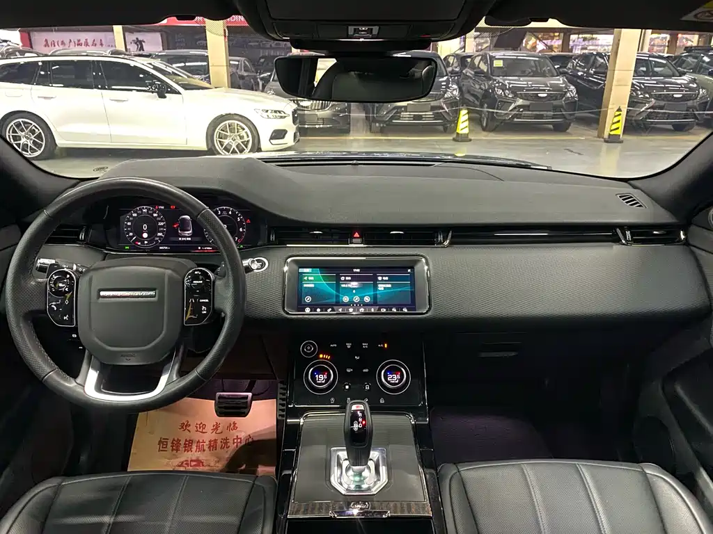 Land Rover Evoque 2021 — фото 5