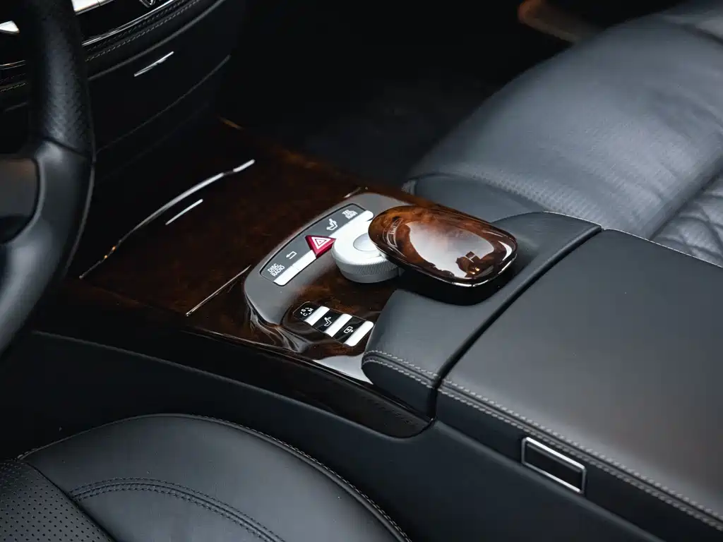 Mercedes-Benz S-Class AMG 2013 — фото 38