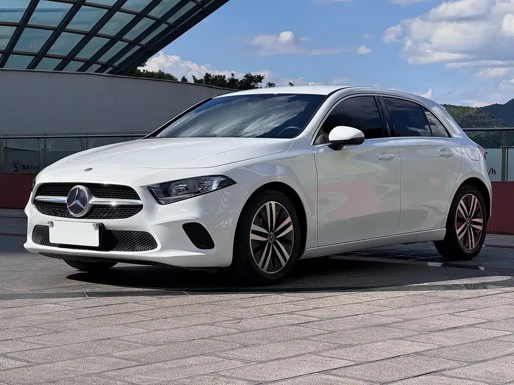 Mercedes-Benz A-Class 2020 — фото 1