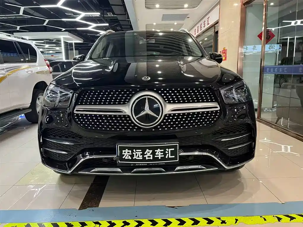 Mercedes-Benz GLE 2020 — фото 2