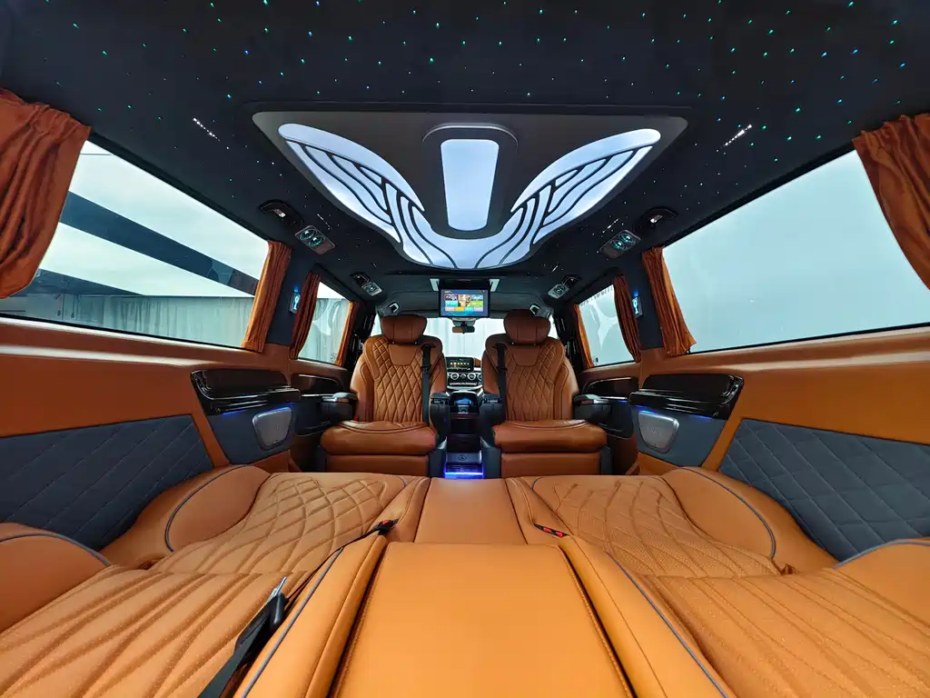 Mercedes-Benz Vito 2023 — фото 26