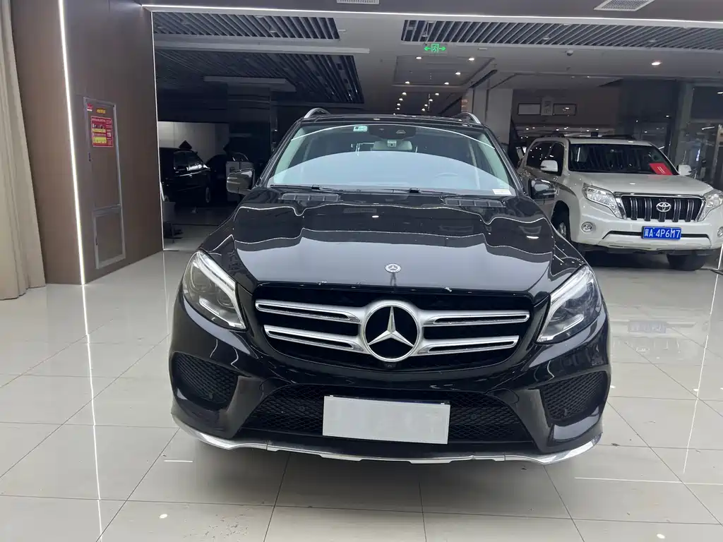 Mercedes-Benz GLE 2019 — фото 2
