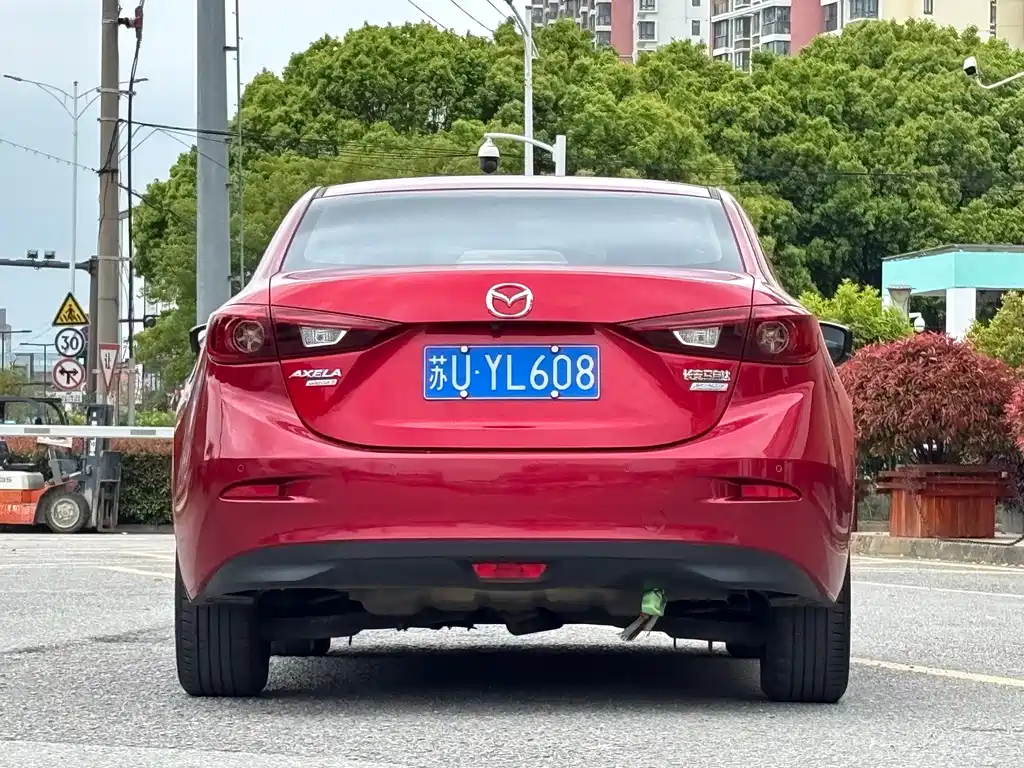 Mazda 3 Axela 2017 — фото 6
