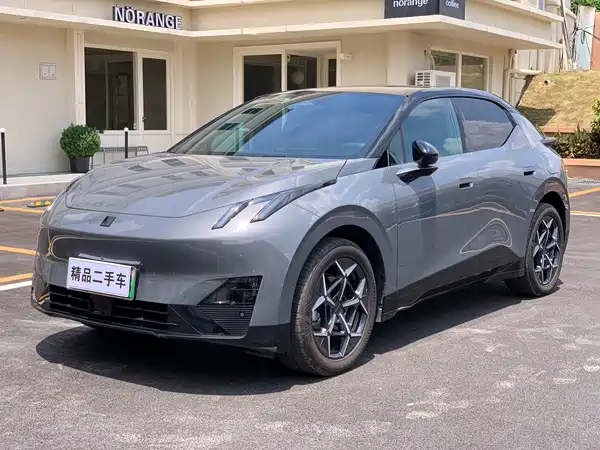 Lynk & Co Z20 2025