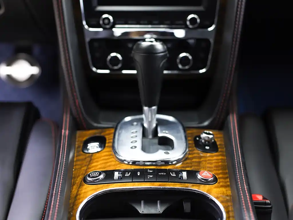 Bentley Continental 2013 — фото 13