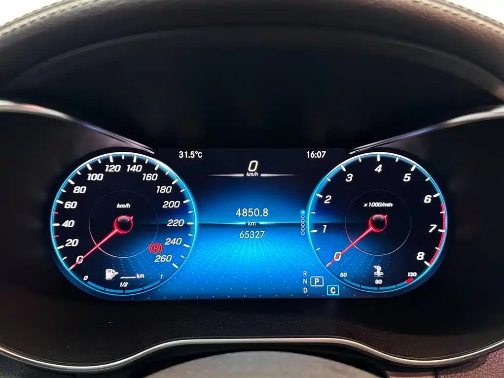 Mercedes-Benz GLC 2019 — фото 14