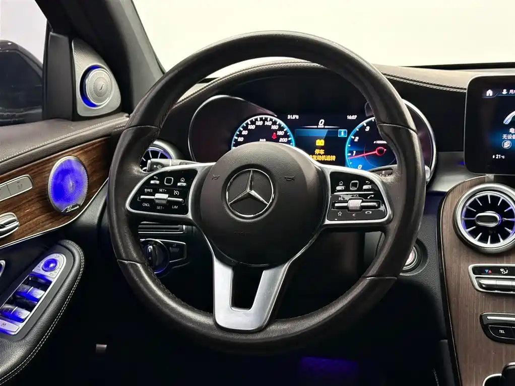 Mercedes-Benz GLC 2019 — фото 12