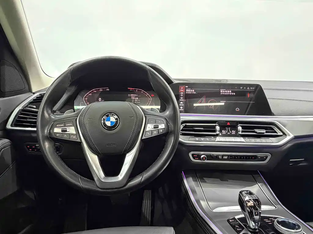 BMW X5 2019 — фото 9