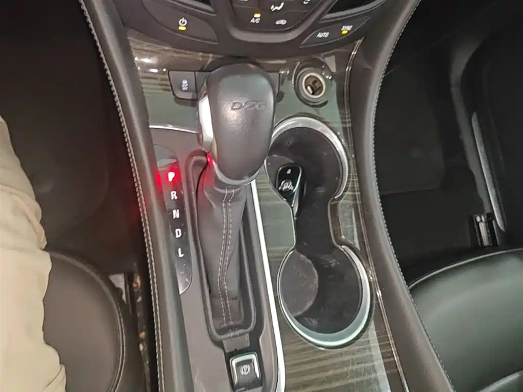 Buick Envision Plus 2021 — фото 14