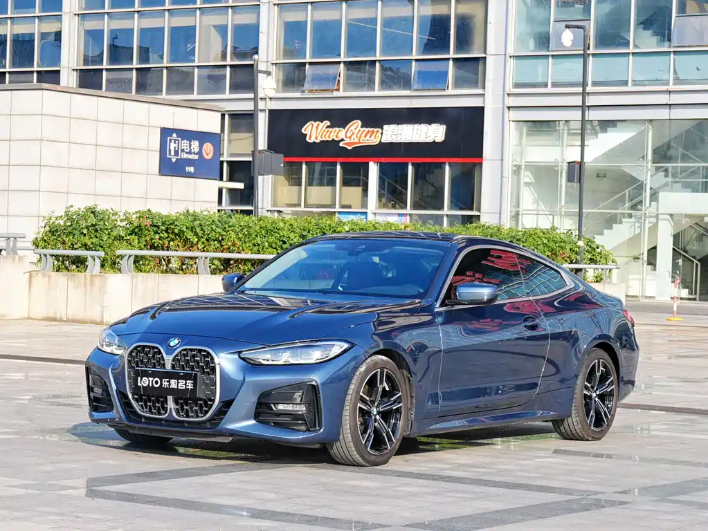 BMW 4 Series 2022 — фото 1