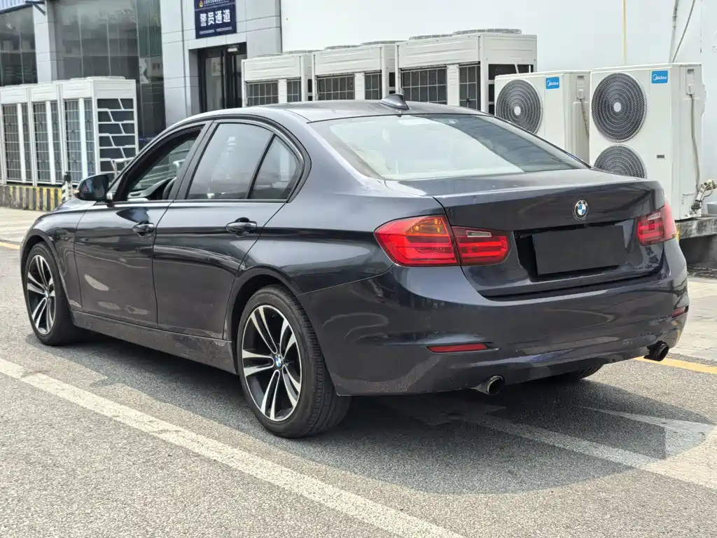 BMW 3 Series 2012 — фото 3