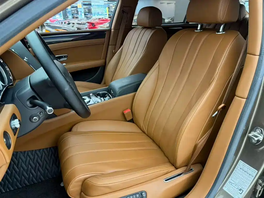 Bentley Flying Spur 2015 — фото 5