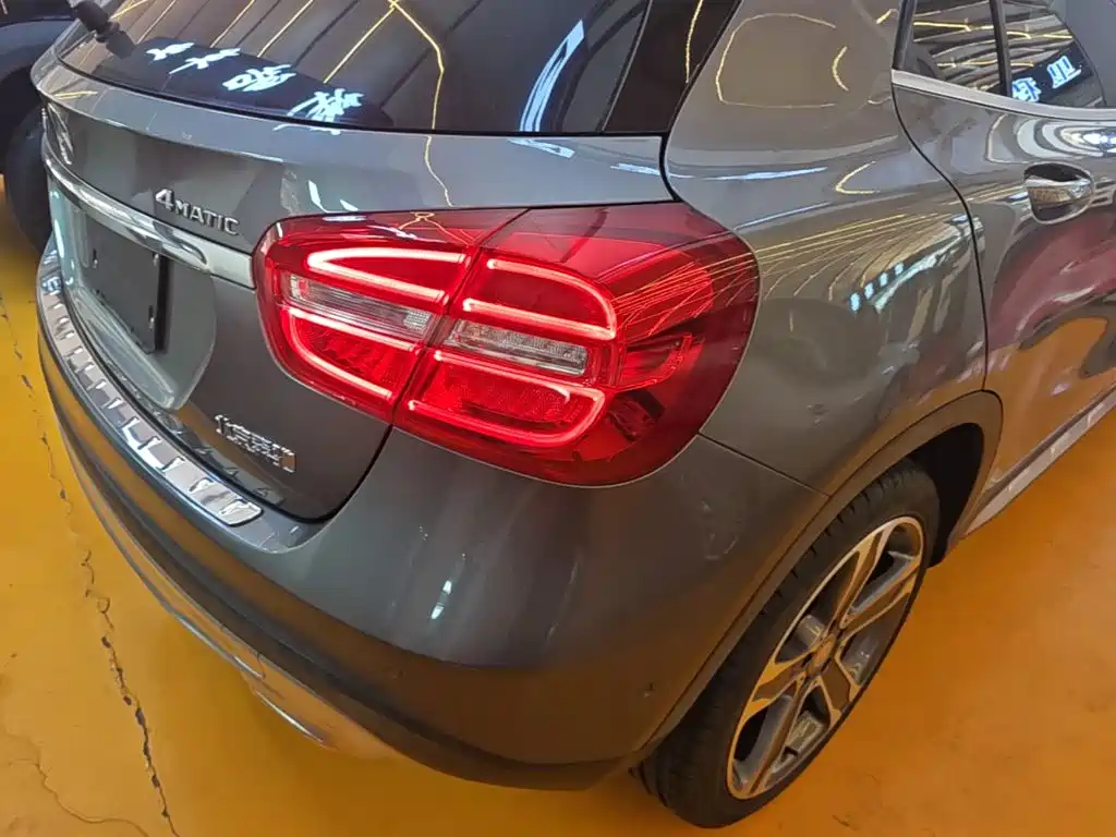 Mercedes-Benz GLA 2015 — фото 8